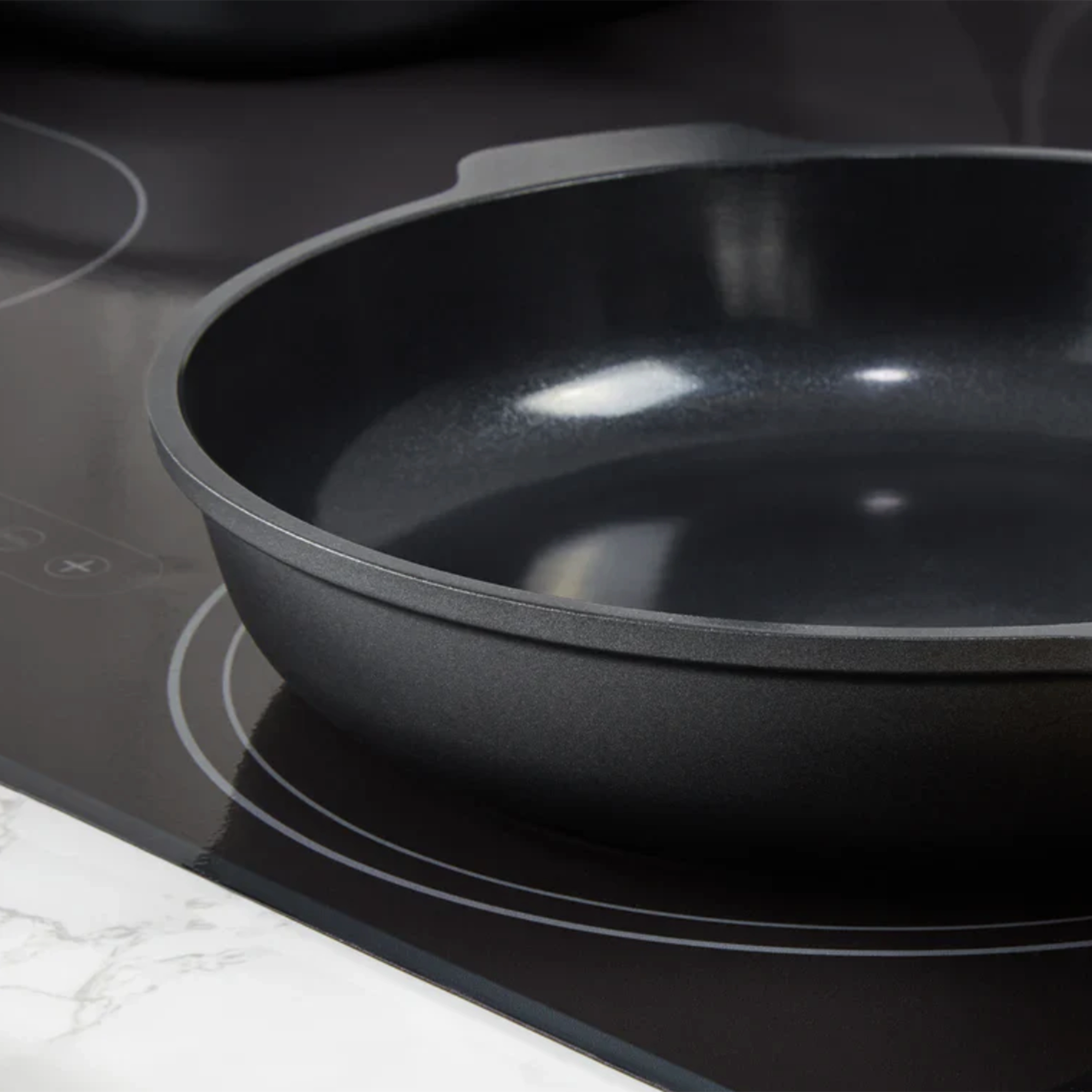Berghoff Leo Stone Cast Aluminium Wok Pan 28cm black glass lid UAE Berghoff Leo Stone Cast Aluminium Wok Pan 28cm black glass lid UAE