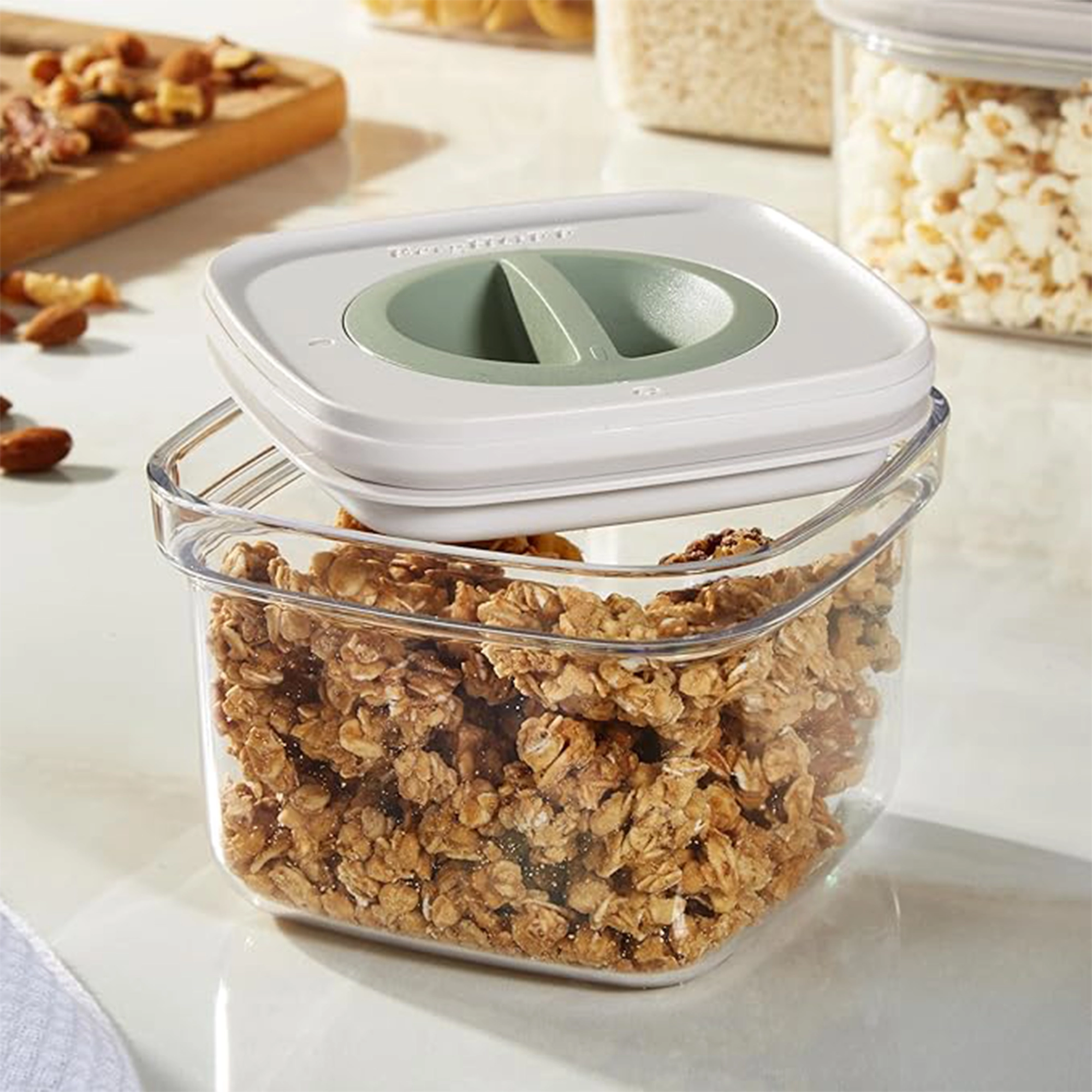 BergHOFF LEO Smart Seal Food Container Set 5-piece multicolor airtight UAE BergHOFF LEO Smart Seal Food Container Set 5-piece multicolor airtight UAE