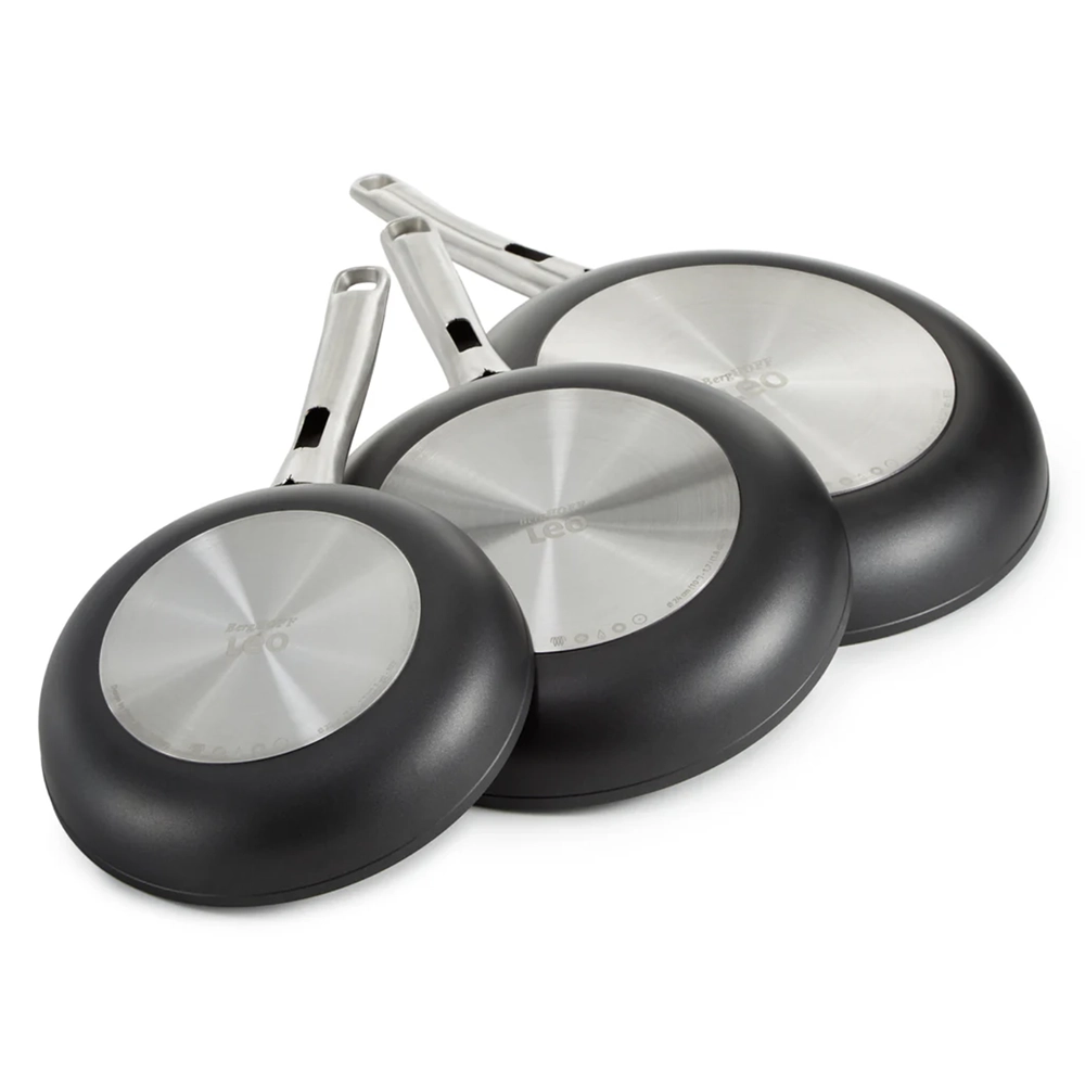 Leo Graphite Frying 3Pan Set 3 Leo Graphite Frying 3Pan Set 2